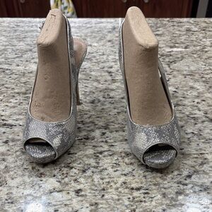 Thalia Sodi Silver Textured Peep-Toe Heels